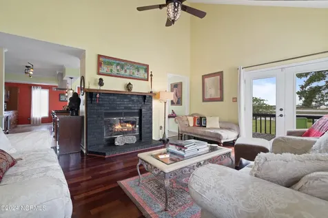 5802 E Yacht Drive Oak Island NC 28465