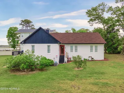 5802 E Yacht Drive Oak Island NC 28465