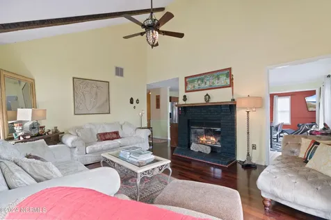 5802 E Yacht Drive Oak Island NC 28465