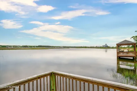 5802 E Yacht Drive Oak Island NC 28465