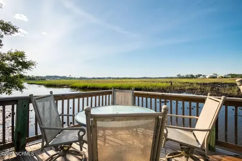 5802 E Yacht Drive Oak Island NC 28465