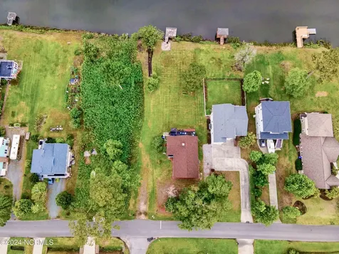 5802 E Yacht Drive Oak Island NC 28465