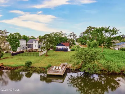 5802 E Yacht Drive Oak Island NC 28465