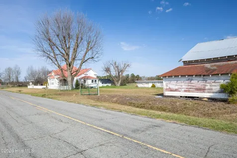 47 Enoch Road Clinton NC 28328