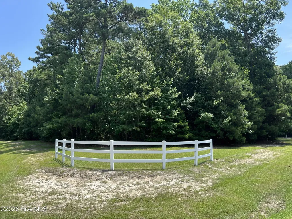 77 Deep Creek Shore Hertford NC 27944