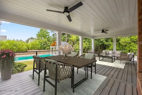 203 Hatteras Court Hampstead NC 28443