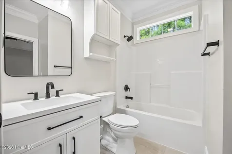 203 Hatteras Court Hampstead NC 28443