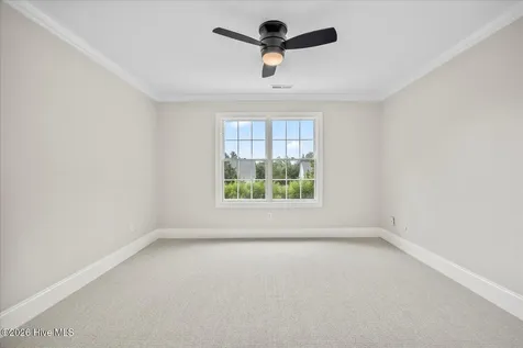 203 Hatteras Court Hampstead NC 28443