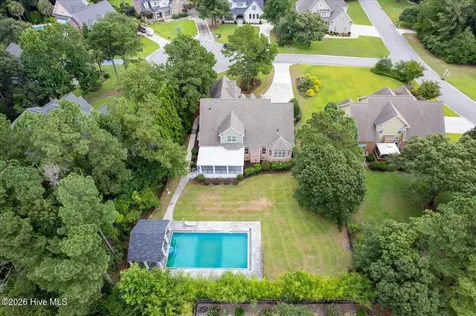 203 Hatteras Court Hampstead NC 28443