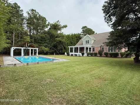 203 Hatteras Court Hampstead NC 28443