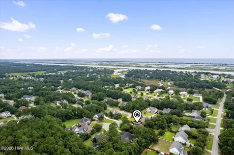 203 Hatteras Court Hampstead NC 28443