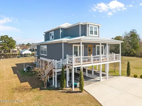 3093 Whichards Beach Road Chocowinity NC 27817