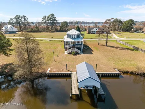 3093 Whichards Beach Road Chocowinity NC 27817