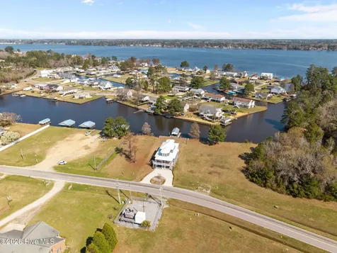 3093 Whichards Beach Road Chocowinity NC 27817