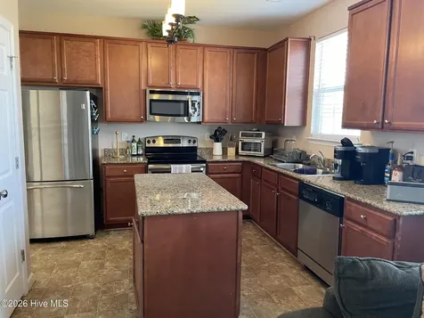 1415 London Street Elizabeth City NC 27909