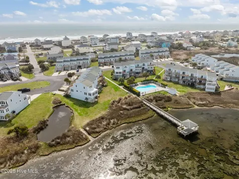 24 Bermuda Landing Place North Topsail Beach NC 28460