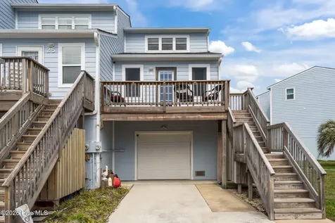 24 Bermuda Landing Place North Topsail Beach NC 28460