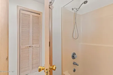 112 Sunshine Lane Holden Beach NC 28462