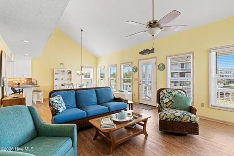112 Sunshine Lane Holden Beach NC 28462