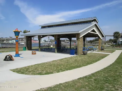 112 Sunshine Lane Holden Beach NC 28462