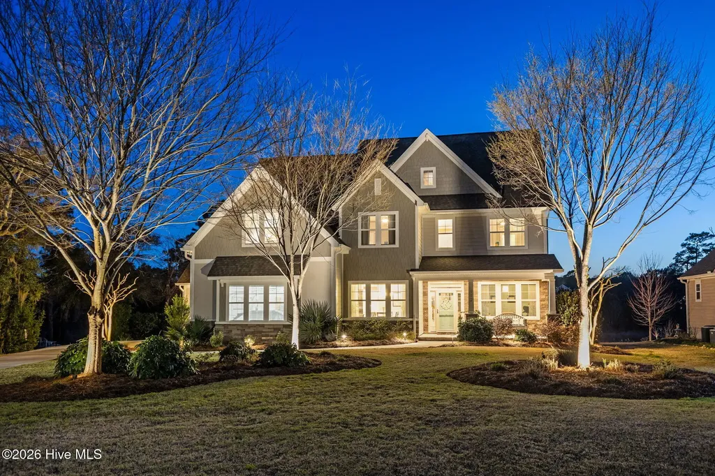 112 Castaway Cove Cedar Point NC 28584
