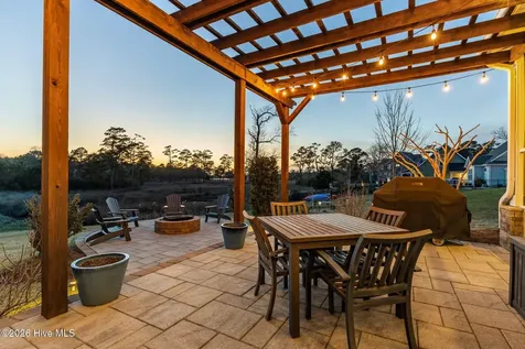 112 Castaway Cove Cedar Point NC 28584