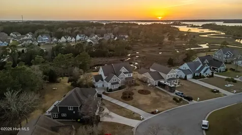112 Castaway Cove Cedar Point NC 28584