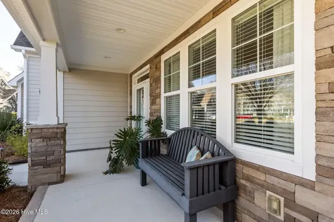 112 Castaway Cove Cedar Point NC 28584