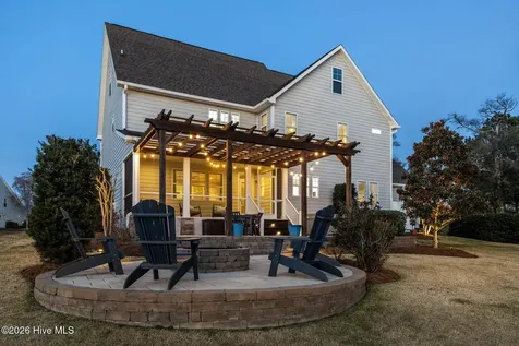 112 Castaway Cove Cedar Point NC 28584