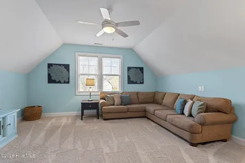 112 Castaway Cove Cedar Point NC 28584
