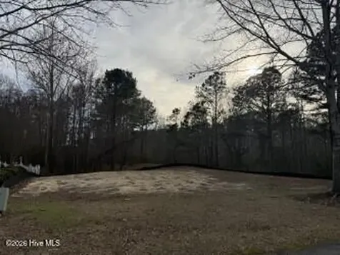 313 Megan Loop N Hertford NC 27944