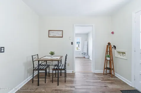208 Puller Drive Jacksonville NC 28540
