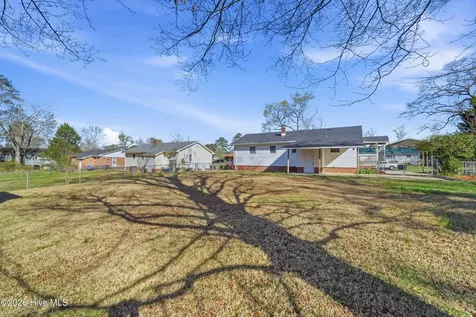 208 Puller Drive Jacksonville NC 28540