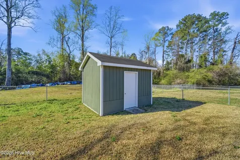 208 Puller Drive Jacksonville NC 28540