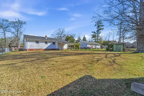 208 Puller Drive Jacksonville NC 28540