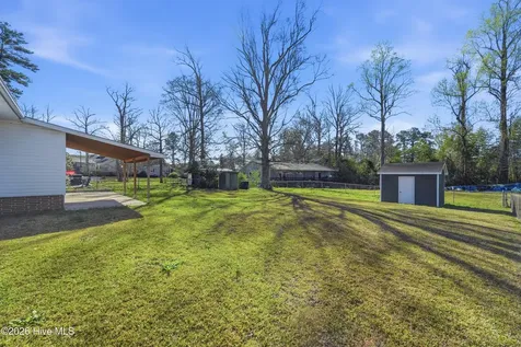 208 Puller Drive Jacksonville NC 28540