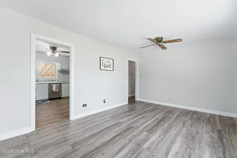 208 Puller Drive Jacksonville NC 28540