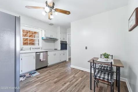 208 Puller Drive Jacksonville NC 28540