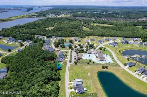 326 Spicer Lake Drive Holly Ridge NC 28445
