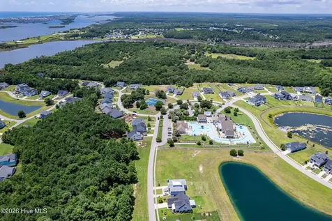 324 Spicer Lake Drive Holly Ridge NC 28445