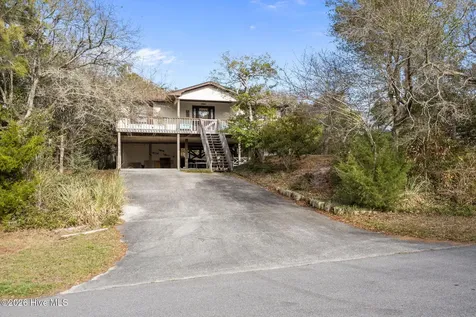 128 Doe Drive Emerald Isle NC 28594