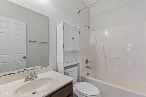 202 Winterlochen Drive Jacksonville NC 28540