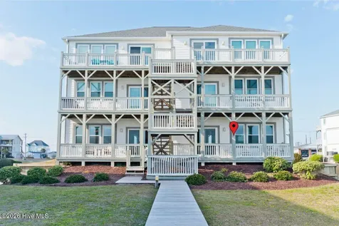 2909 Pointe West Drive Emerald Isle NC 28594