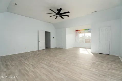 102 Newhan Lane Jacksonville NC 28546