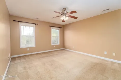 102 Newhan Lane Jacksonville NC 28546