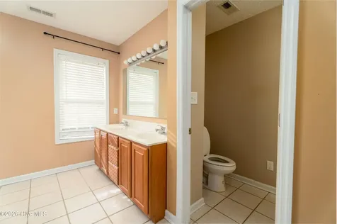 102 Newhan Lane Jacksonville NC 28546