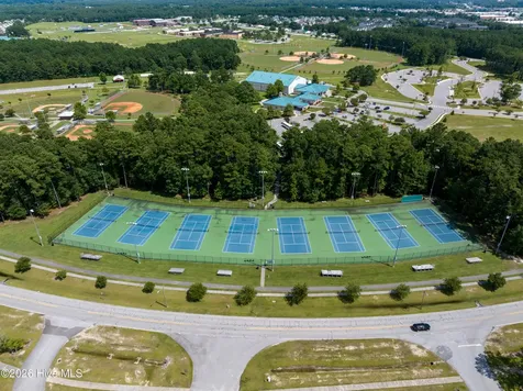 102 Newhan Lane Jacksonville NC 28546