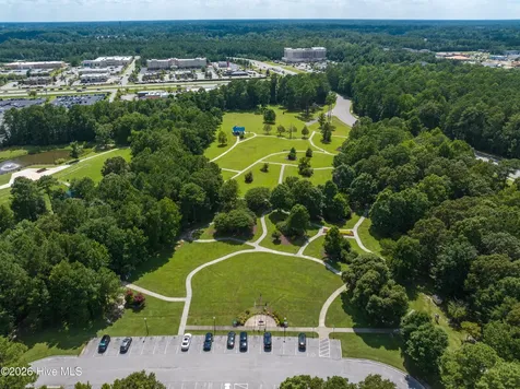102 Newhan Lane Jacksonville NC 28546