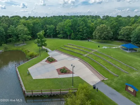 102 Newhan Lane Jacksonville NC 28546