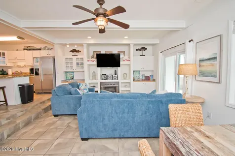 2909 Pointe West Drive Emerald Isle NC 28594